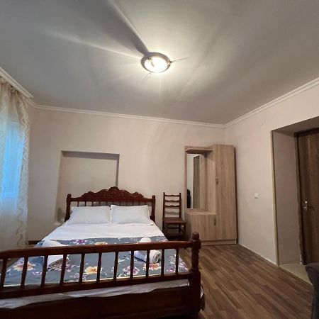 Cozy Apartment In The Centre Of קוטאיסי מראה חיצוני תמונה