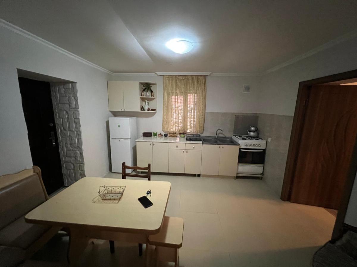 Cozy Apartment In The Centre Of קוטאיסי מראה חיצוני תמונה